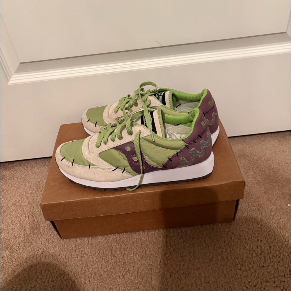 Saucony Green and Purple Retro Runner Sneakers